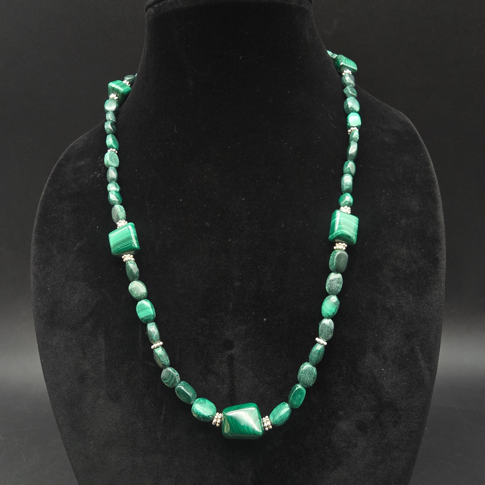 Green Malachite Beaded Necklace Sterling Silver 925 Clasp Gemstones Jtv 50$